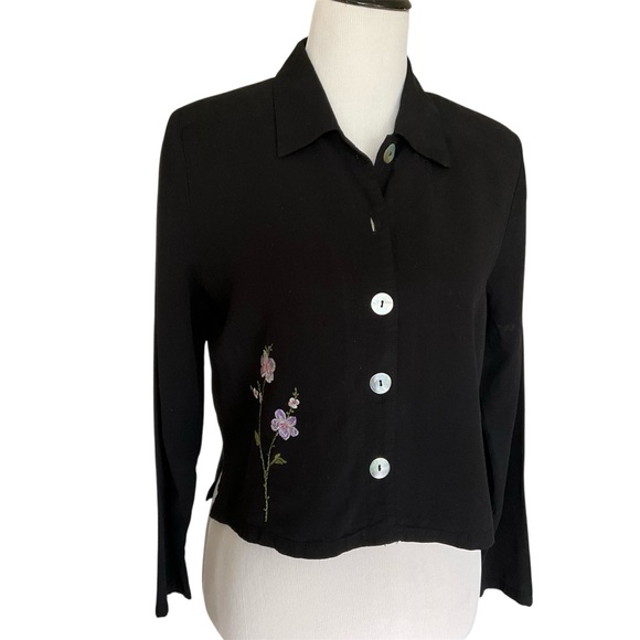 Vintage Embroidered Blouse Mother Of Pearl Buttons Black S - Picture 10 of 12